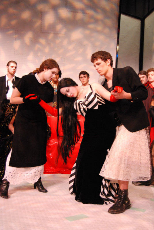 Snezana Petrovic > La Traviata (costumes)
